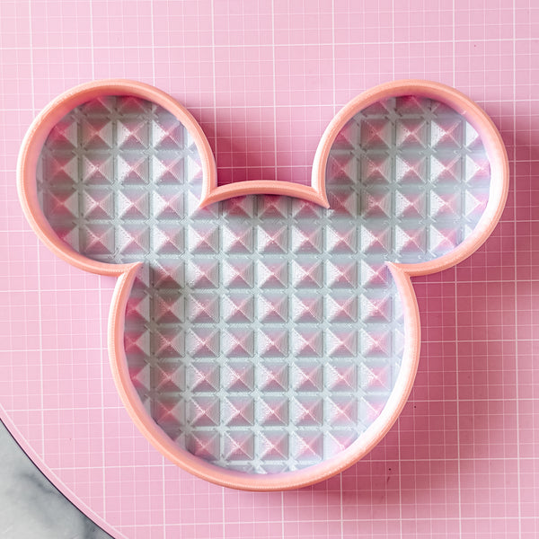 Mouse Craft Tray - Pyramid Base with Grips - Dewey Pastel Rainbow - Bubblegum