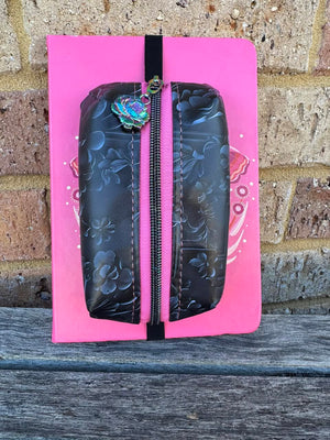 The Poochy Pouch - 2 Sizes Included - Full Pattern - Downloadable PDF