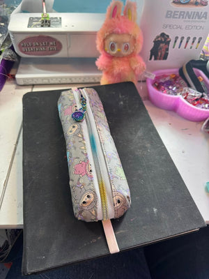 The Poochy Pouch - 2 Sizes Included - Full Pattern - Downloadable PDF