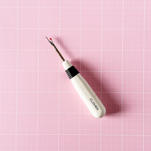 Clover White Seam Ripper