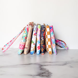 Passport Pouch Wristlet - Downloadable and Printable PDF