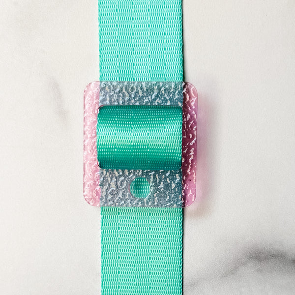Removable Rectangle Strapzeez™ - Bubble Textured Pink