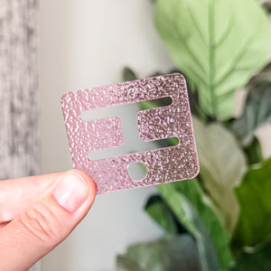 Removable Rectangle Strapzeez™ - Bubble Textured Pink