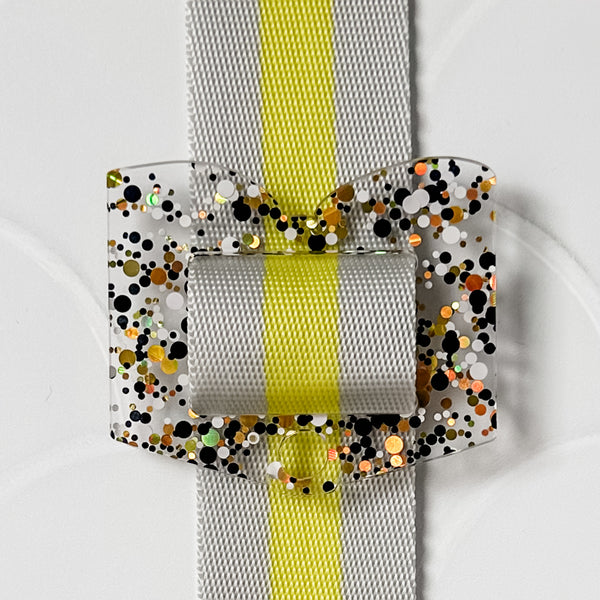 Removable Book Strapzeez™ - Black and Gold Dots